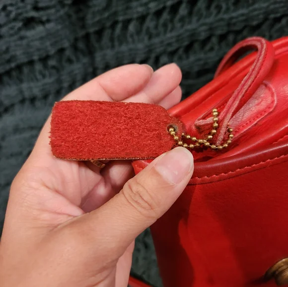 Vintage Red Coach Chrystie Flap Bag 9892 - Picture 5 of 16